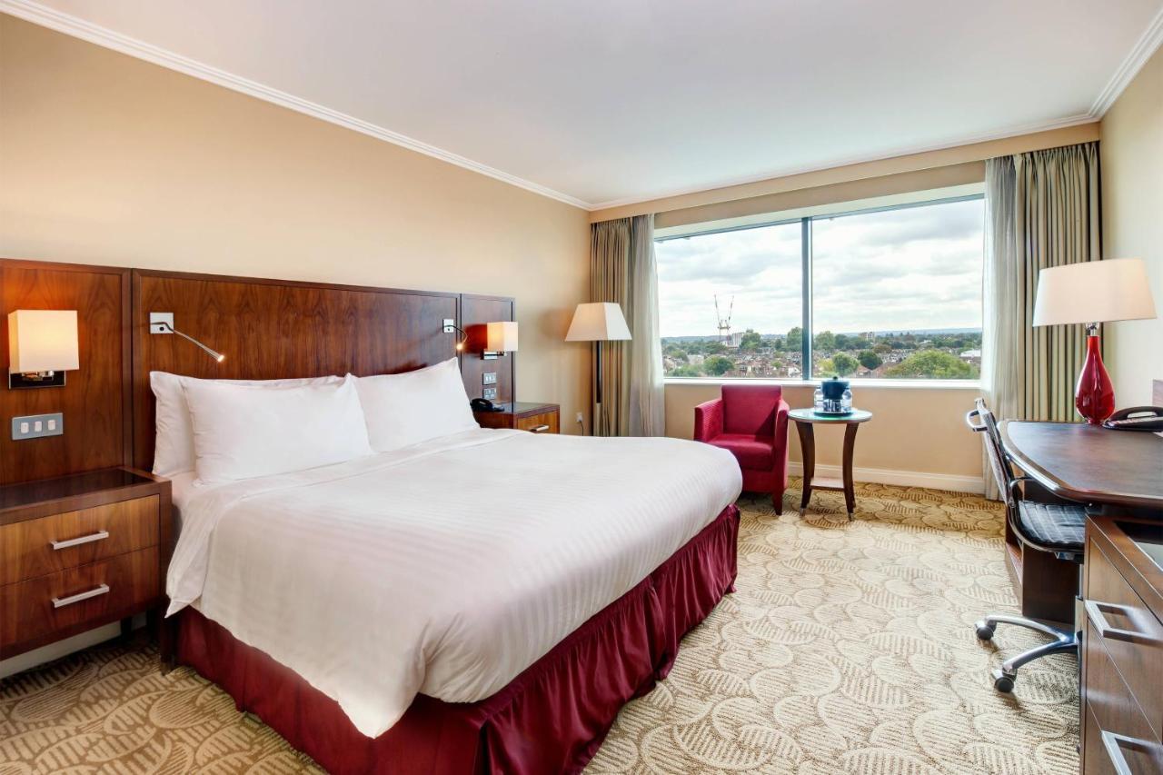 London Twickenham Stadium Hotel, A Member Of Radisson Individuals Exterior photo