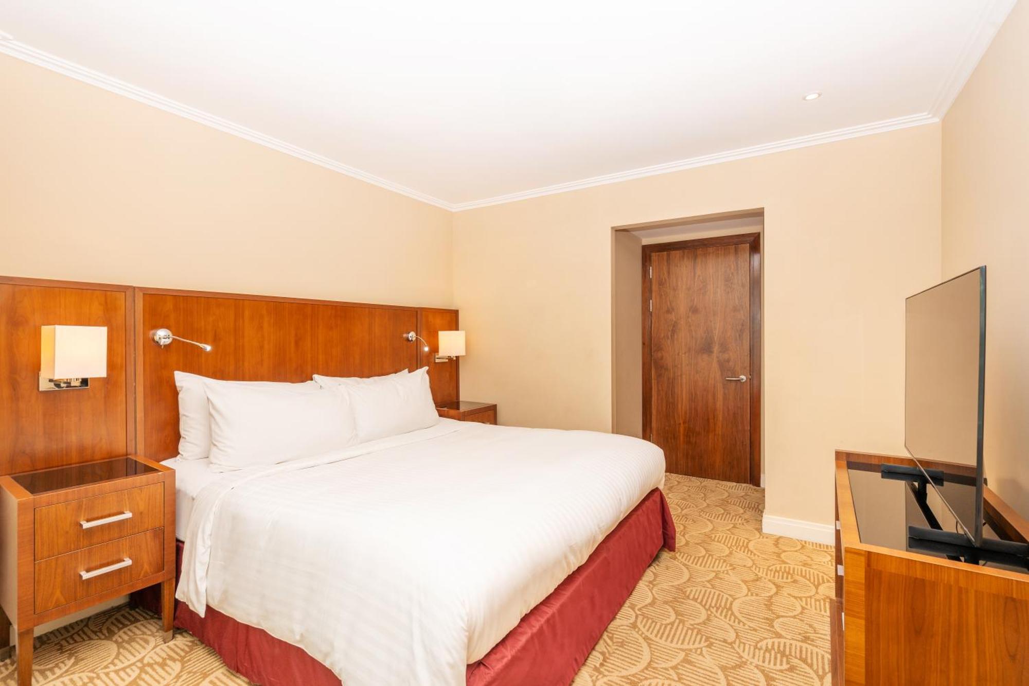 London Twickenham Stadium Hotel, A Member Of Radisson Individuals Exterior photo