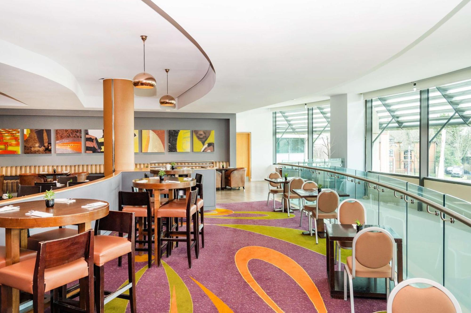 London Twickenham Stadium Hotel, A Member Of Radisson Individuals Exterior photo